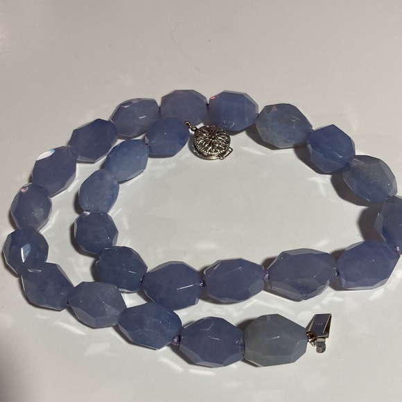 GEM TREASURES BLUE CHALCEDONY BEAUTIFUL 14K WHITE GOLD CLOSURE STONES NECKLACE - Picture 9 of 11